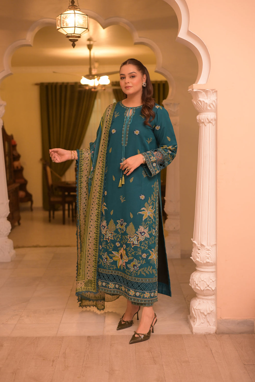Hoorain Stitched 3 pcs